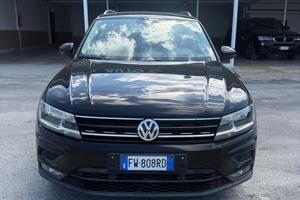 Volkswagen Tiguan 2.0 TDI SCR Business BlueMotion 