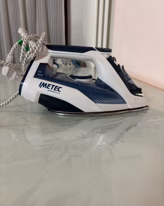 Ferro da stiro portatile con spina (no caldaia)