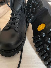 Anfibio BATTISTINI Militare Carabinieri