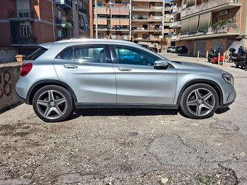 GLA MERCEDES 200 CDI SPORT 4MATIC
