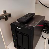 nas qnap ts-269L + dischi