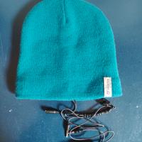 Cappello invernale con cuffie integrate