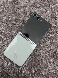 Samsung galaxy flip 5