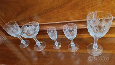 set di  bicchieri in cristallo