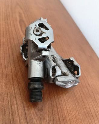 Pedali attacchi per MTB
