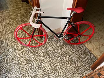 Bici Alpina scatto fisso