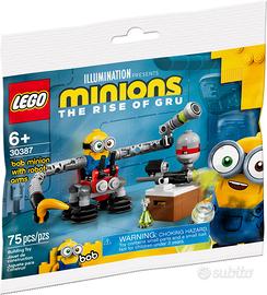 Lego 30387 - Minion Bob con braccia robotiche