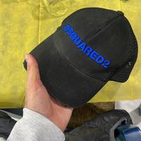 Cappello dsquared2
