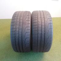 2 Gomme 245 35 20 Pirelli invernali DOT19 90%
