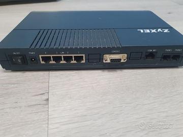 router isdn zyxel prestige  100/100ih 