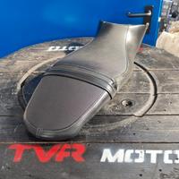 Sella TRIUMPH STREET TRIPLE 675