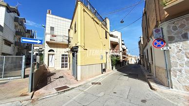 Casa indipendente a Adelfia Via PONTE 2 locali