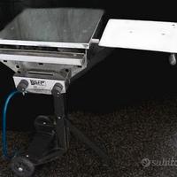 Barbecue in acciaio inox a gas e pietra lavica