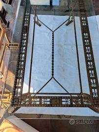 Tavolo ferro battuto con palme e piano in cristall