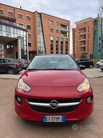 Opel Adam 1.2 70 CV White/Black Link
