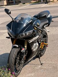 Yamaha R1