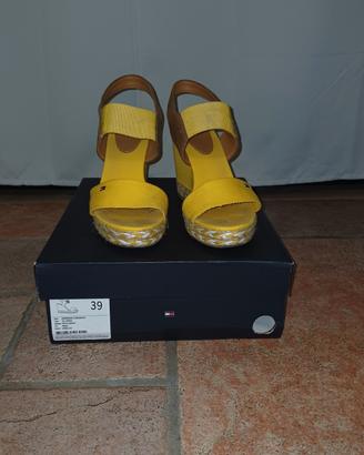 Sandali Tommy Hilfiger con zeppa – n. 39