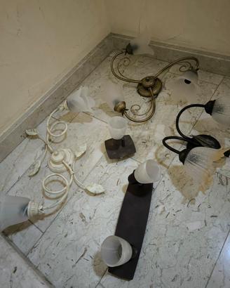 Lampadario, applique in ferro battuto per casa