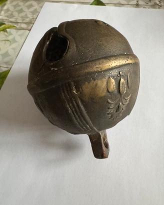 Campana in bronzo vintage