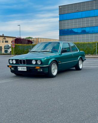 BMW E30 320i coupe 1983