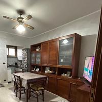 Mobile soggiorno in legno di ciliegio