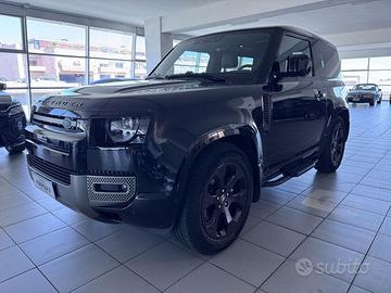 Land Rover Defender 3.0D I6 200 90 X-Dynamic ...