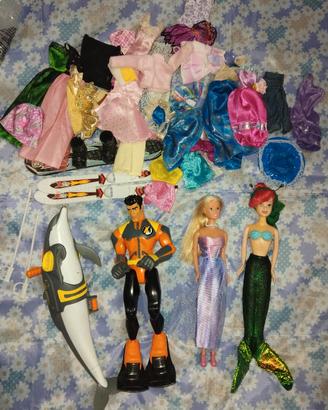 Lotto bambole varie(action man, Ariel, ecc)