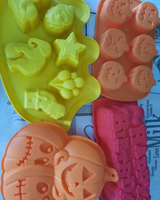 set 4 forme in silicone da forno