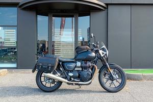 Triumph Street Twin
