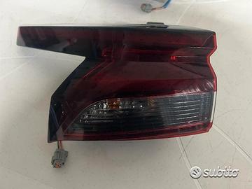 Stop fanale posteriore nissan qashqai j12 2021 25