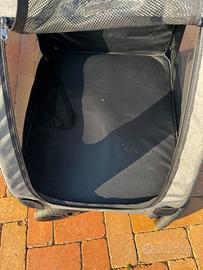Passeggino per cani
