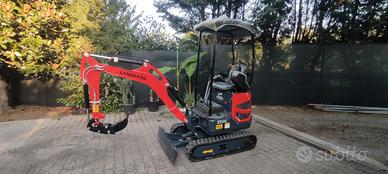 Miniescavatore 1,8T