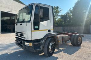 IVECO 120E18 – Autocarro a telaio