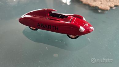 Solido Abarth 1000 de record rouge scale 1/43