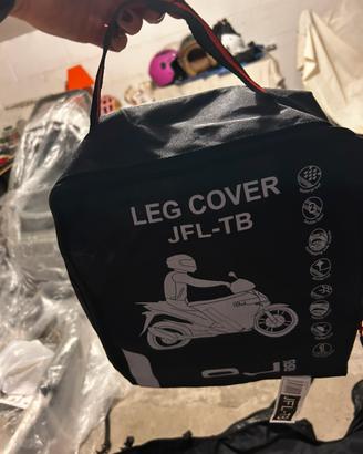 Coprigambe scooter universale JFL- TB impermeabile