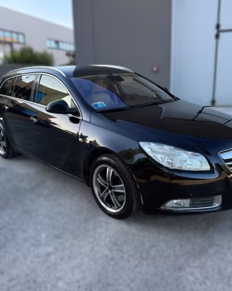 OPEL INSIGNIA  2.0 D 2010 12 MESI DI GARANZIA 
