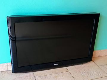 TV LG 32”