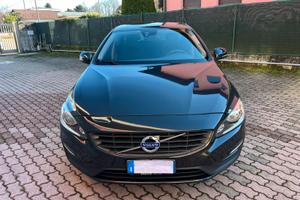 Volvo V60 Summum 2.0d2 geartronic. Euro6. Perfetta