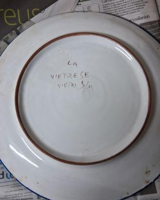 Piatto di ceramica