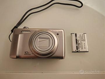 Olympus D-750 Digital Camera 16MP Digital