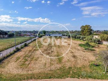 Terreno di 1595 m² a Nettuno
