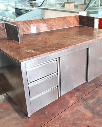 armadio da lavoro per pizzeria usato