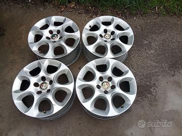 Cerchi lega Alfa Romeo 16"