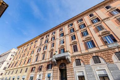 4 LOCALI A ROMA