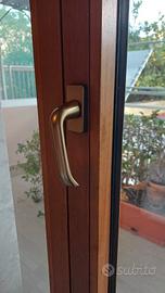 Infissi in alluminio e legno della Strato