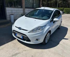 FORD Fiesta 1.4 TDCi 68CV 5 porte Titanium