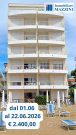 Jesolo appartamento fronte mare con spiaggia