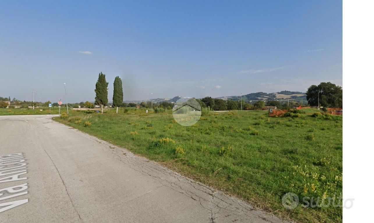 TER. RESIDENZIALE A COLLI AL METAURO - Vista 3