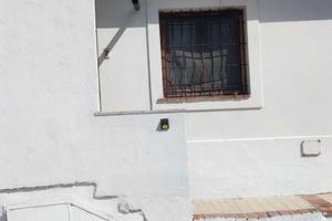 Mentana bilocale arredato con posto auto