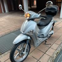 Sccoter Piaggio  liberty  50 cc